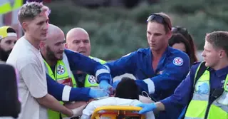 সিডনির সমুদ্র সৈকতে গোলাগুলি ঘটনায় এক বন্দুকধারীসহ নিহত ১০